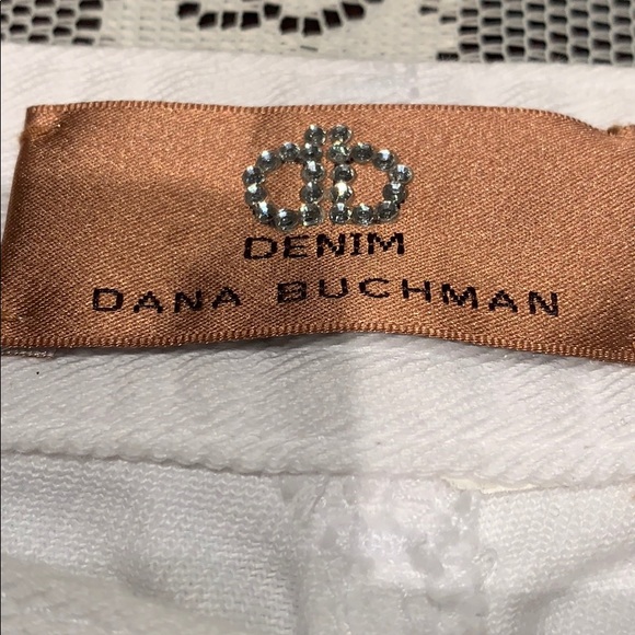 Dana Buchman Size 2 white Flare Jeans - Picture 5 of 5